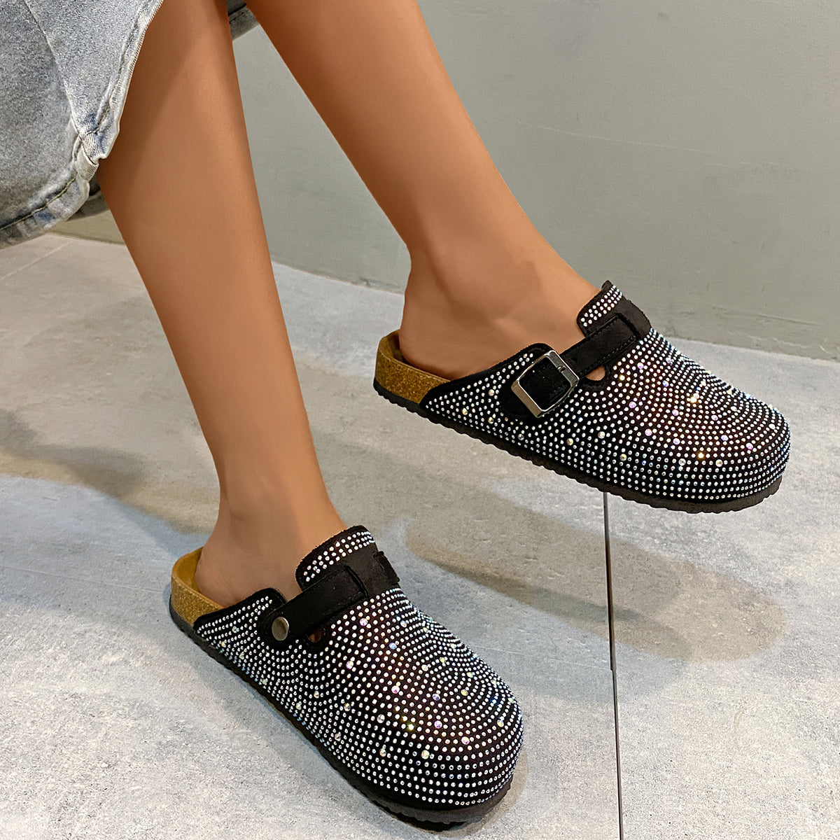BelifiFlat Bottom Cross Water DiamondSandals
