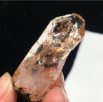 Natural red mud backbone crystal ore