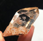 Natural red mud backbone crystal ore