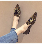 Rhinestone Rivet Flat Pointed JokerFashion Shoes